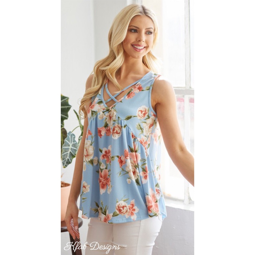 LAST 1! V Neck Blue Floral Criss Cross Detail Top! - Picture 3 of 7